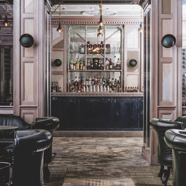 The Connaught Bar: Cocktail Recipes and Iconic Creations, By Agostino Perrone (Hardback)
