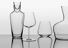 How to Wash and Clean Decanters and Wine Glasses
