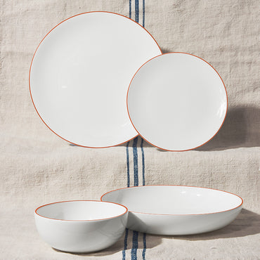 Classic Dinner Set - 16 Piece - Line